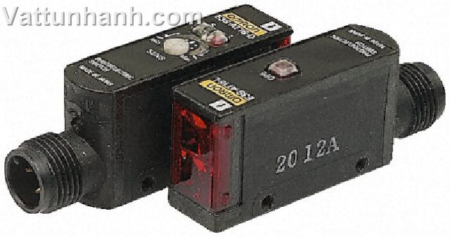 Switch, sensor, proximity, photoelectric, high performance, min, c/w connector, PNP O/P, retro scan